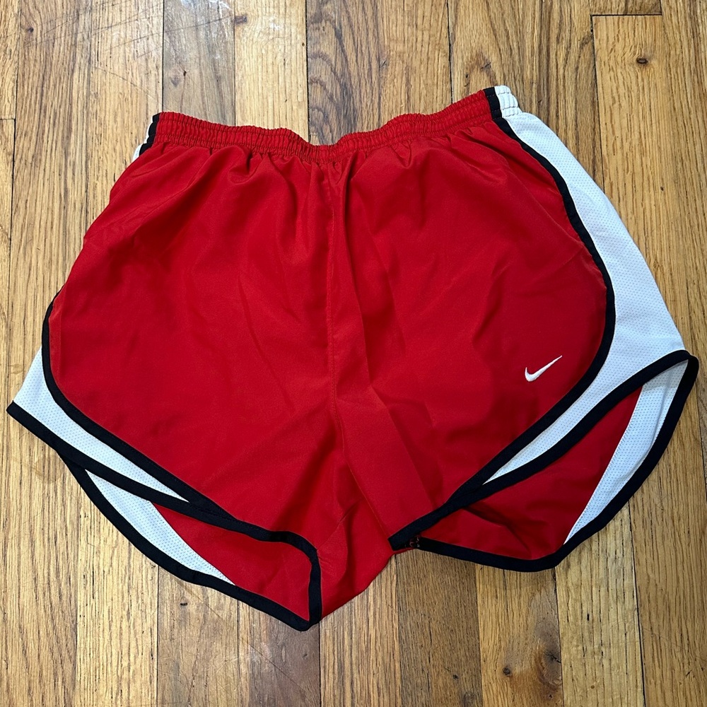 NIKE. Athletic Shorts. Women’s. Size Small.